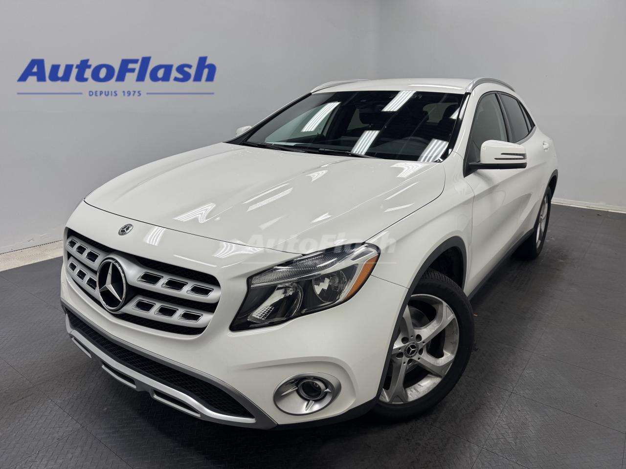 Used 2019 Mercedes-Benz GLA 250, AWD, CUIR, SIÈGES CHAUFF, COMME NEUVE for sale in Saint-Hubert, QC