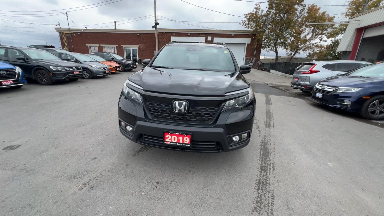 2019 Honda Passport AWD | SPORT | SUNROOF | CARPLAY | LOW KMS! Photo2