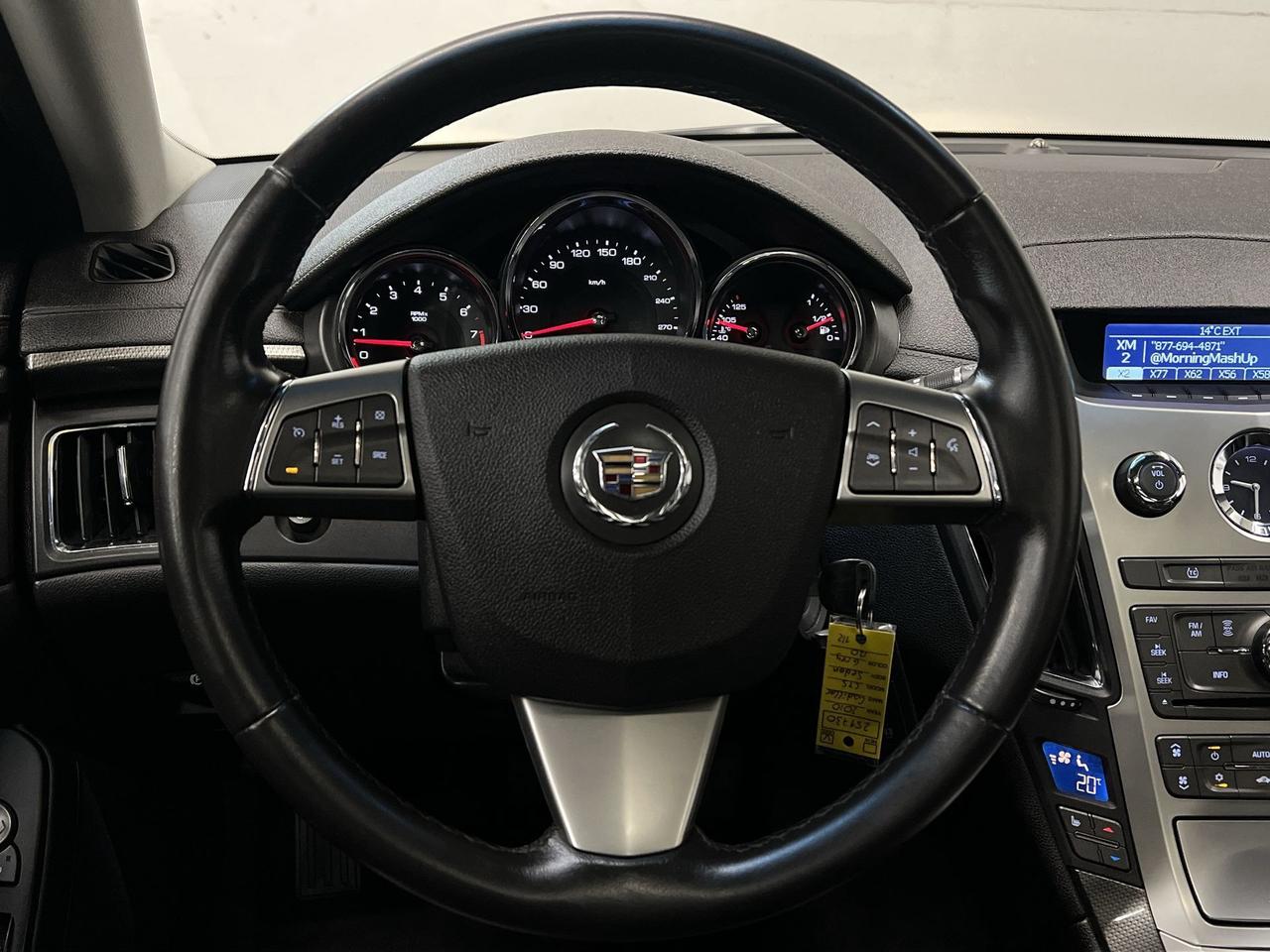 2010 Cadillac CTS AWD | SUPER LOW KMS | LEATHER | PANO ROOF | ALLOYS Photo