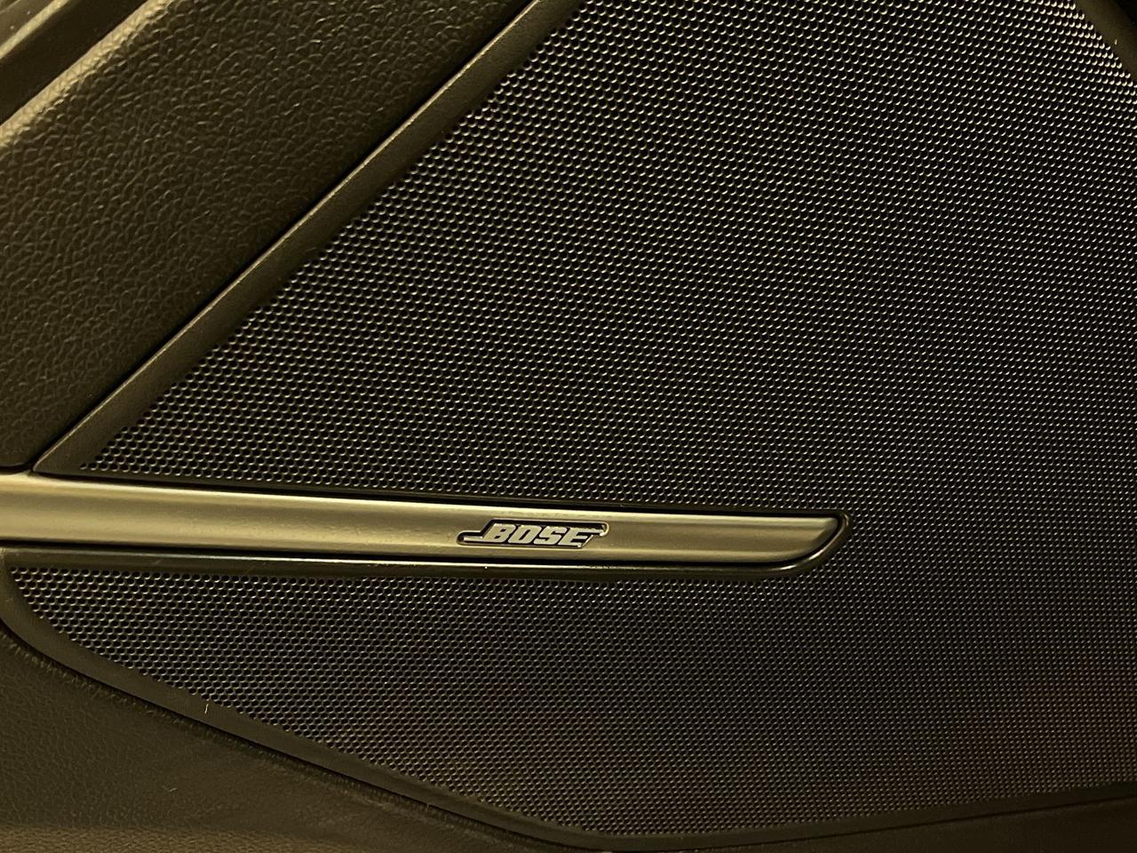 2010 Cadillac CTS AWD | SUPER LOW KMS | LEATHER | PANO ROOF | ALLOYS Photo