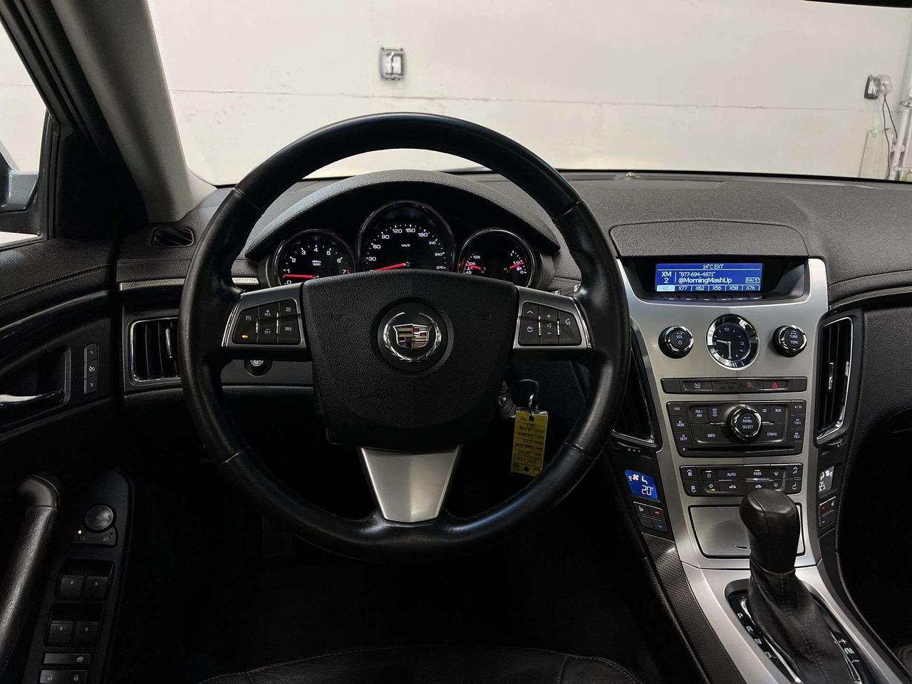 2010 Cadillac CTS AWD | SUPER LOW KMS | LEATHER | PANO ROOF | ALLOYS Photo