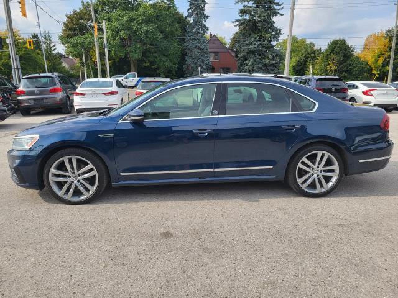 2019 Volkswagen Passat RLINE WOLFSBURG Photo6