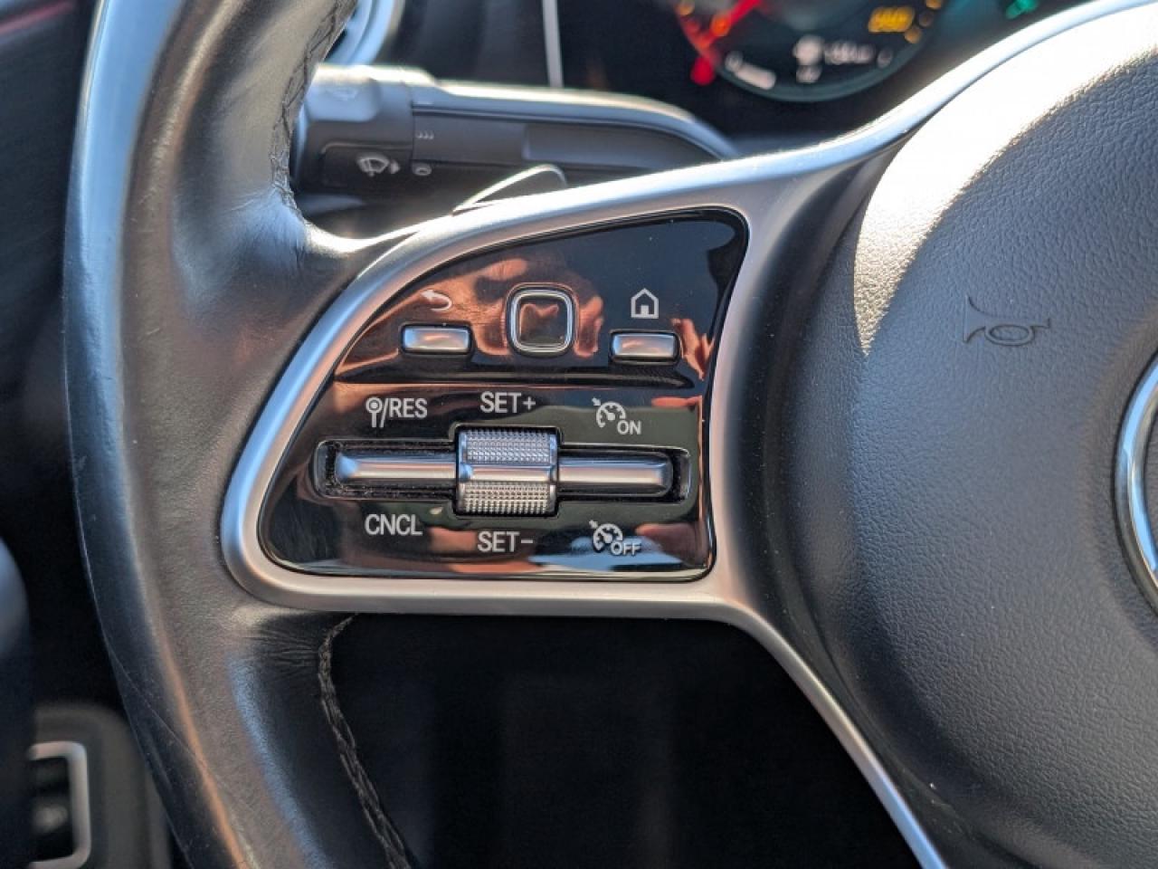 2019 Mercedes-Benz A A 220 4MATIC®  **LOW KMS - SUNROOF** Photo