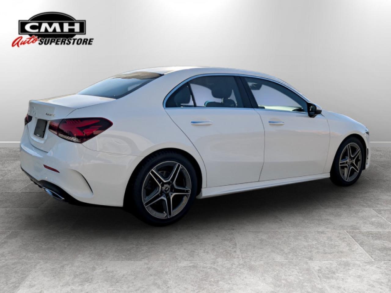 2019 Mercedes-Benz A A 220 4MATIC®  **LOW KMS - SUNROOF** Photo