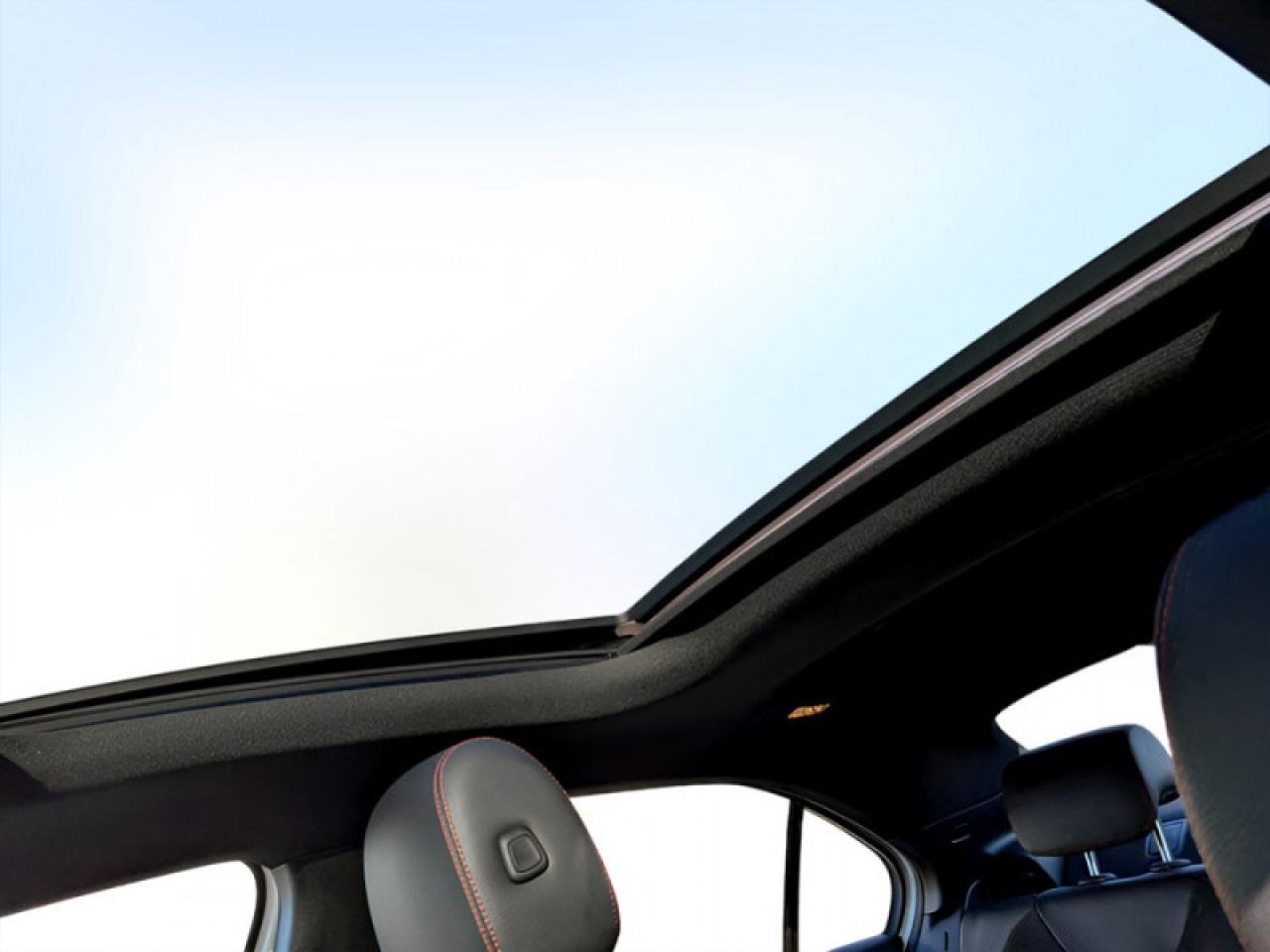 2019 Mercedes-Benz A A 220 4MATIC®  **LOW KMS - SUNROOF** Photo