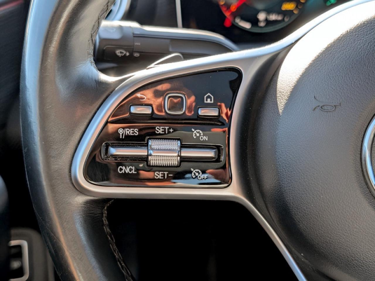 2019 Mercedes-Benz A A 220 4MATIC®  **LOW KMS - SUNROOF** Photo