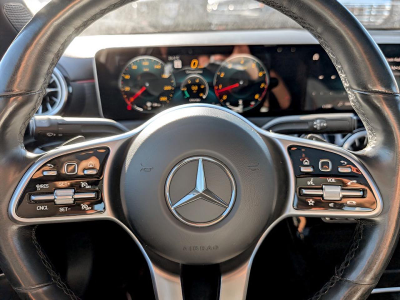 2019 Mercedes-Benz A A 220 4MATIC®  **LOW KMS - SUNROOF** Photo