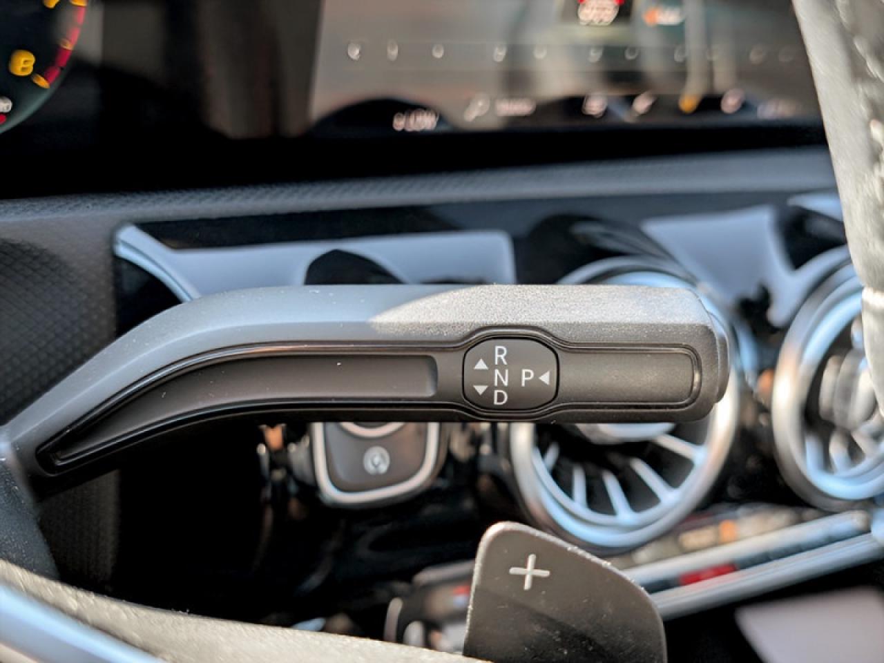 2019 Mercedes-Benz A A 220 4MATIC®  **LOW KMS - SUNROOF** Photo