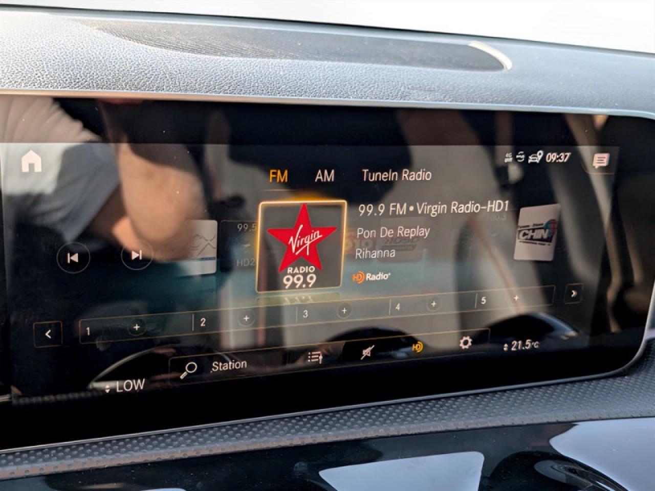 2019 Mercedes-Benz A A 220 4MATIC®  **LOW KMS - SUNROOF** Photo