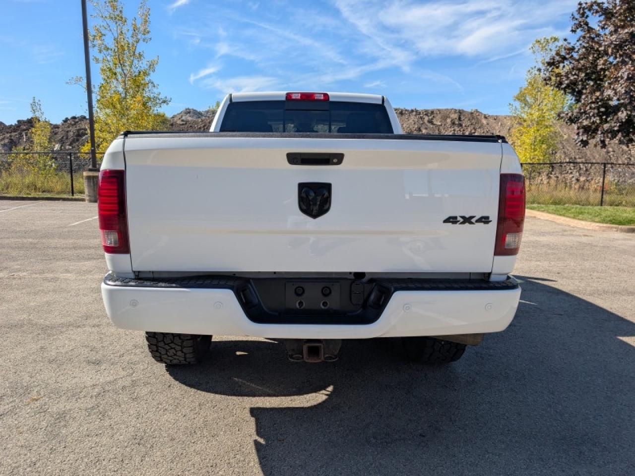 2017 RAM 2500 Laramie  **6.7L CUMMINS I6 TURBO DIESEL** Photo3