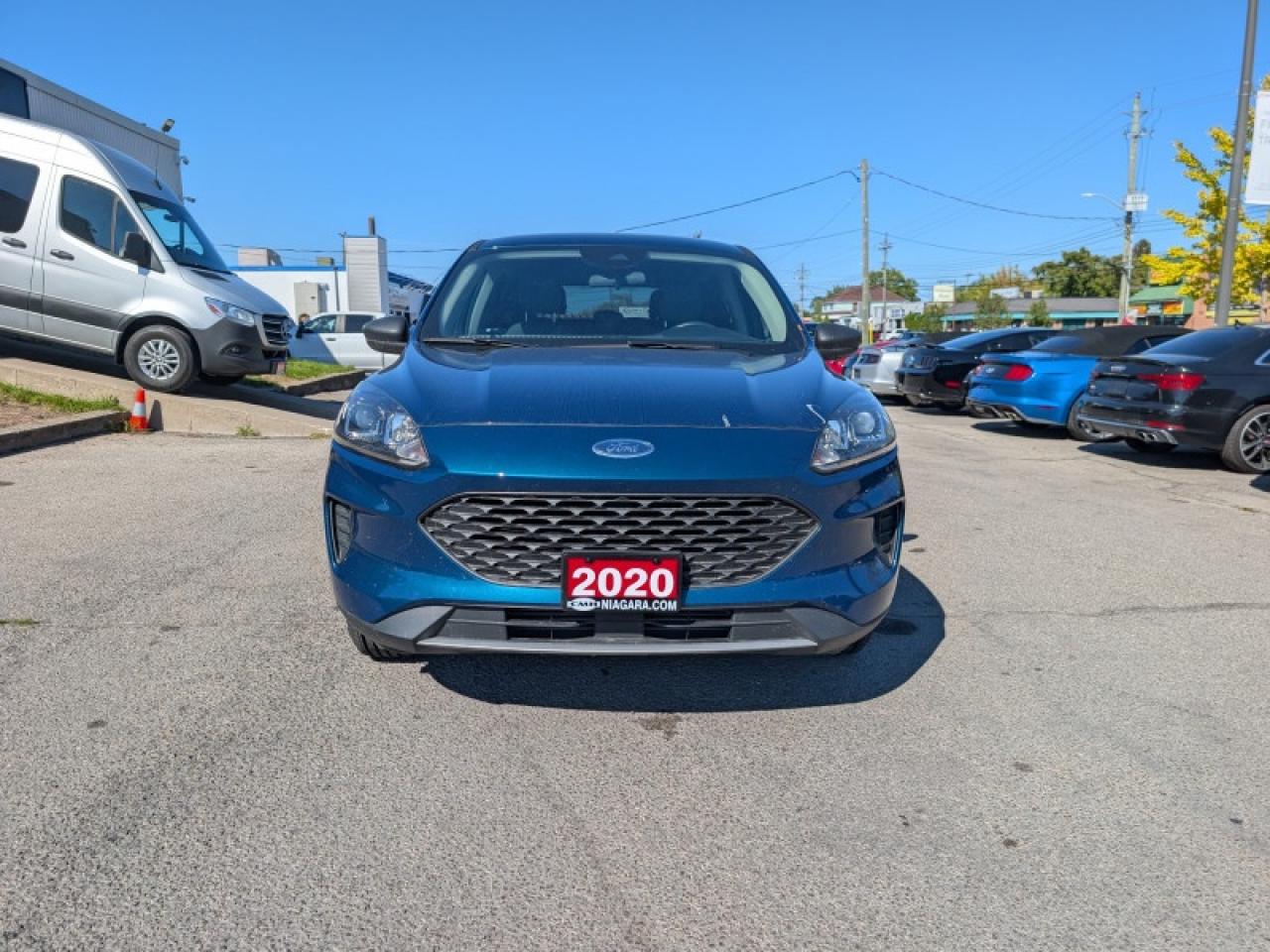 2020 Ford Escape S  **LOW KMS - 1 OWNER** Photo