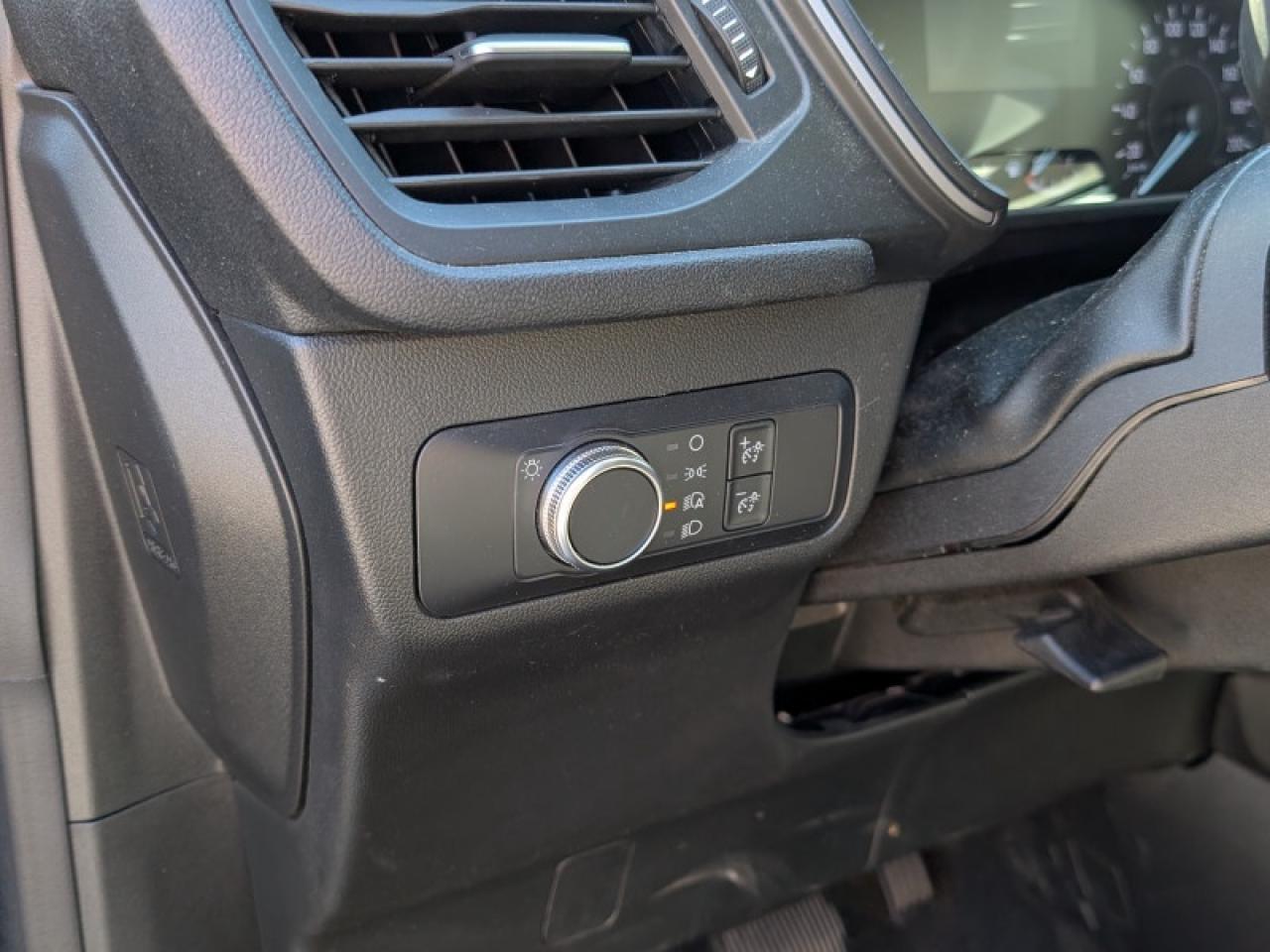 2020 Ford Escape S  **LOW KMS - 1 OWNER** Photo