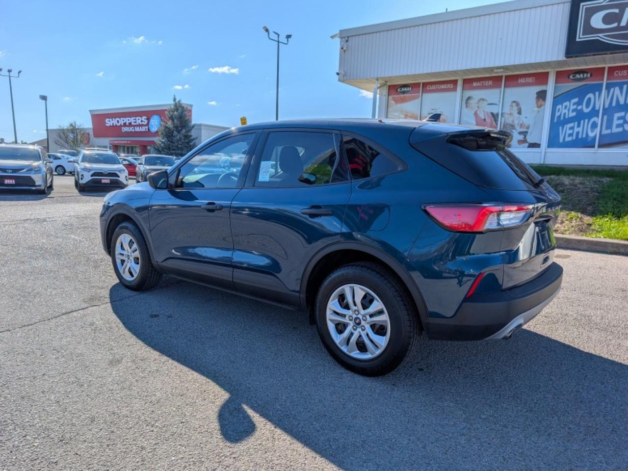 2020 Ford Escape S  **LOW KMS - 1 OWNER** Photo2