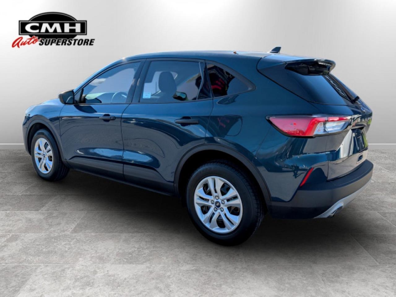 2020 Ford Escape S  **LOW KMS - 1 OWNER** Photo