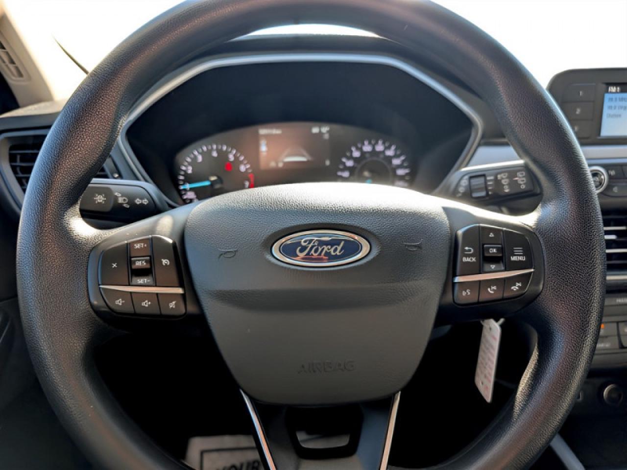 2020 Ford Escape S  **LOW KMS - 1 OWNER** Photo