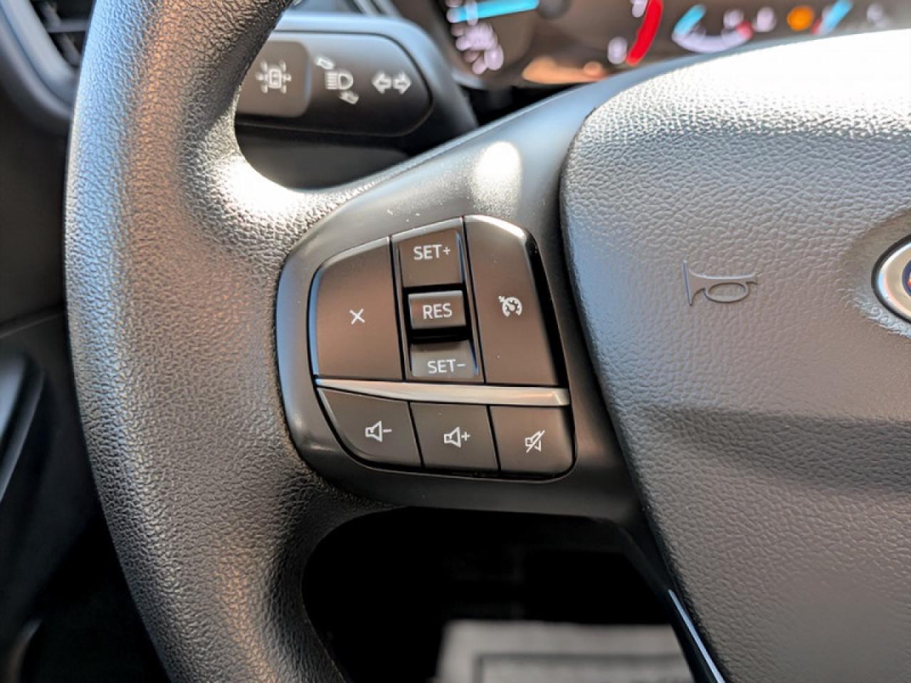 2020 Ford Escape S  **LOW KMS - 1 OWNER** Photo