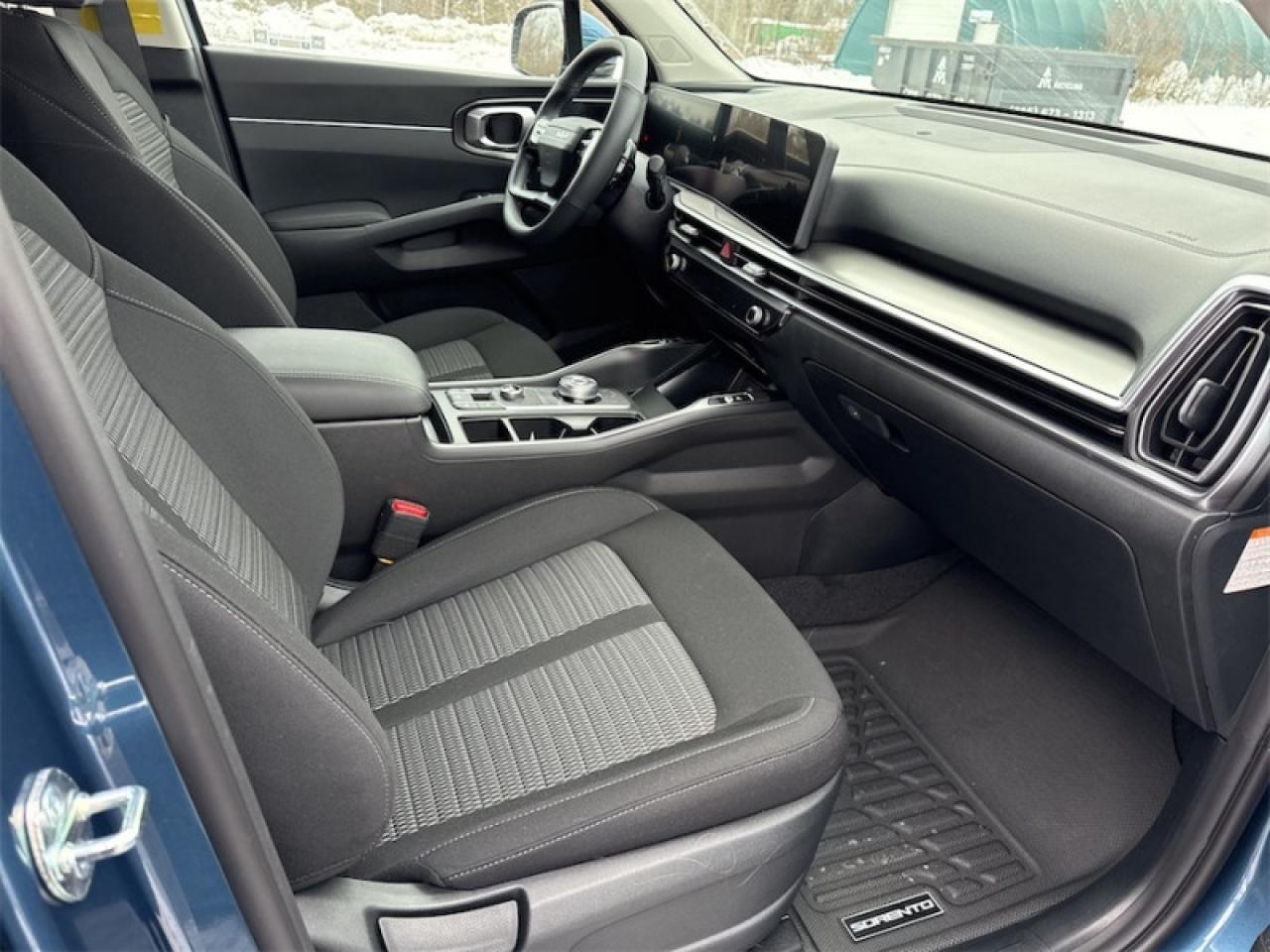 2026 Kia Sorento Plug-In Hybrid LX  Heated Seats Photo