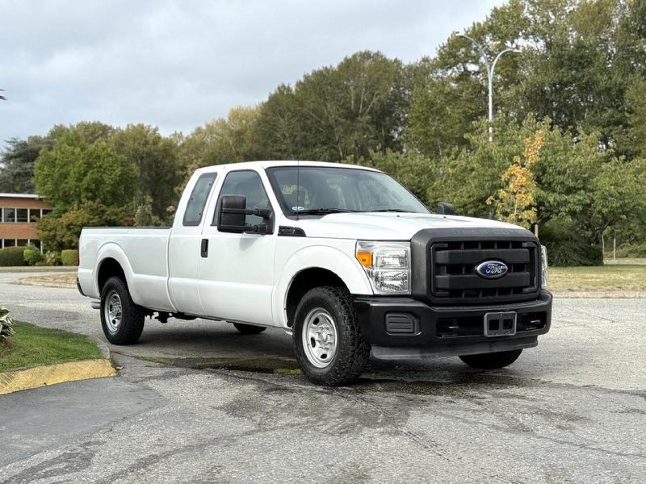 Used 2011 Ford F-250 SD XL SuperCab 2WD Long Box Work Truck for sale in Burnaby, BC