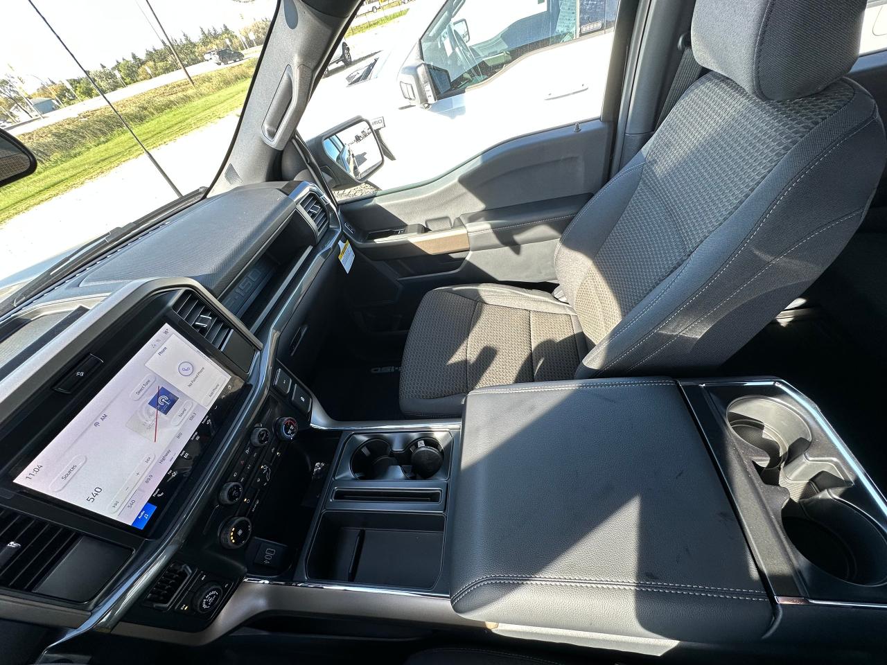 2025 Ford F-150 STX 4WD SuperCrew 5.5' Box 201A Photo5