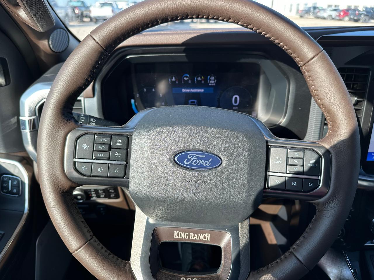 2025 Ford F-150 KING RANCH 4WD SuperCrew 5.5' Box 601A Photo5
