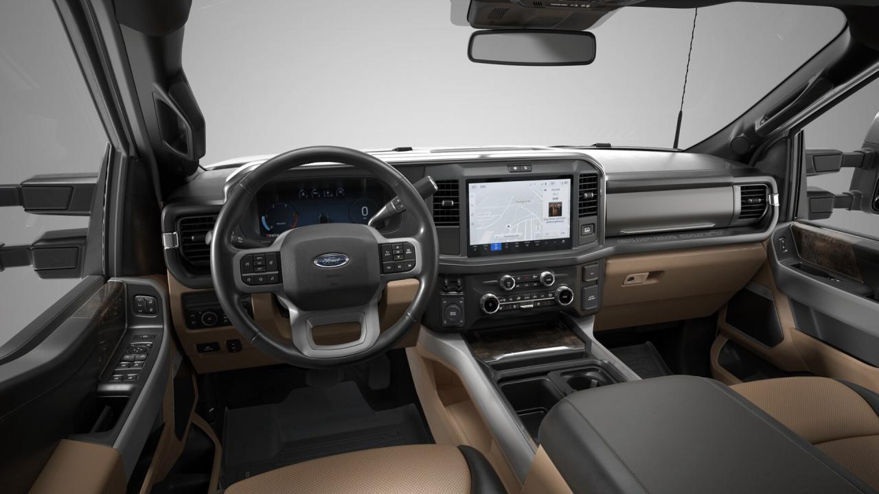 2026 Ford SUPERDUTY F-350® Lariat® Photo5