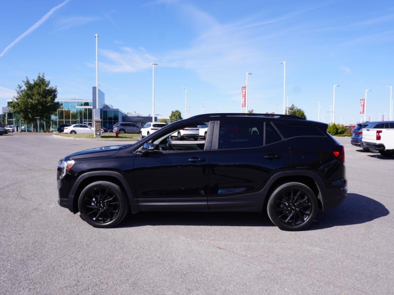 2024 GMC Terrain SLE  - Heated Seats -  Apple CarPlay Photo