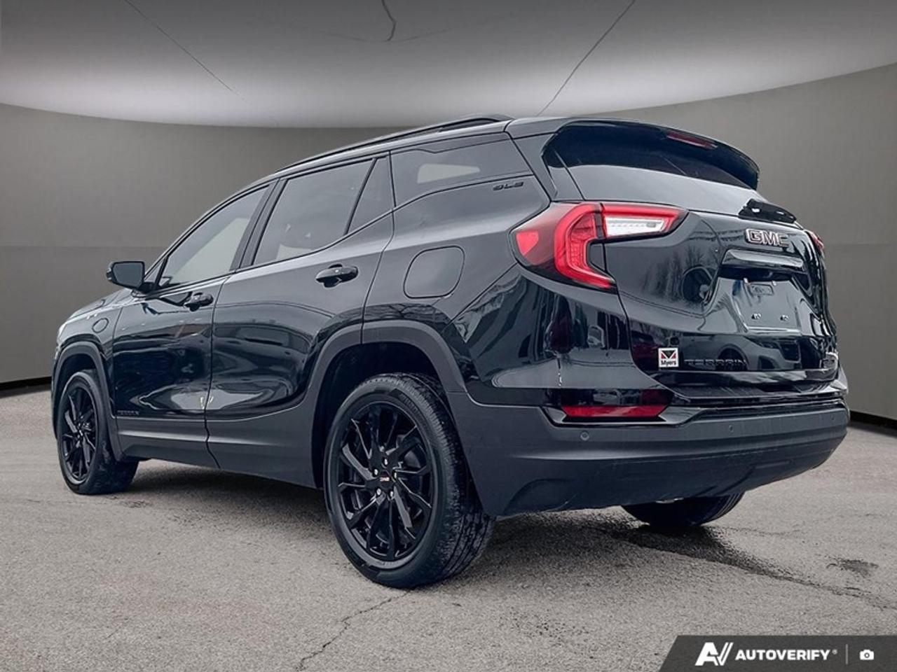 2024 GMC Terrain SLE  - Heated Seats -  Apple CarPlay Photo