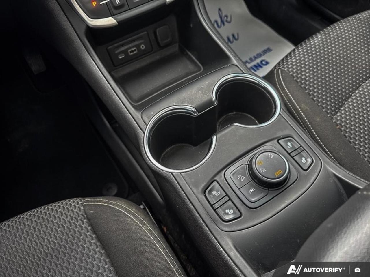 2024 GMC Terrain SLE  - Heated Seats -  Apple CarPlay Photo