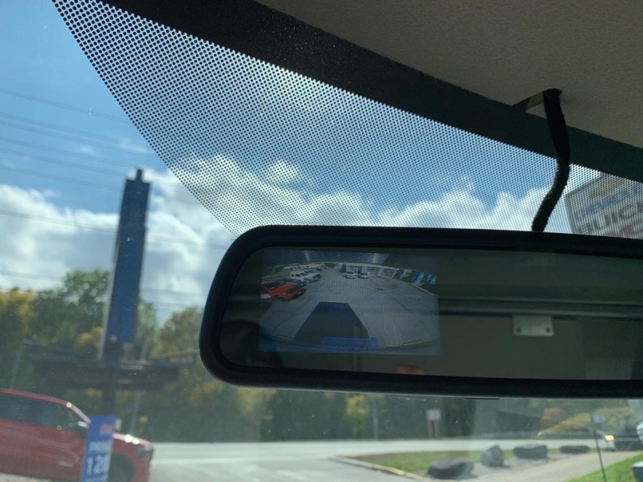 2025 GMC Savana Commercial Cutaway 139 Photo