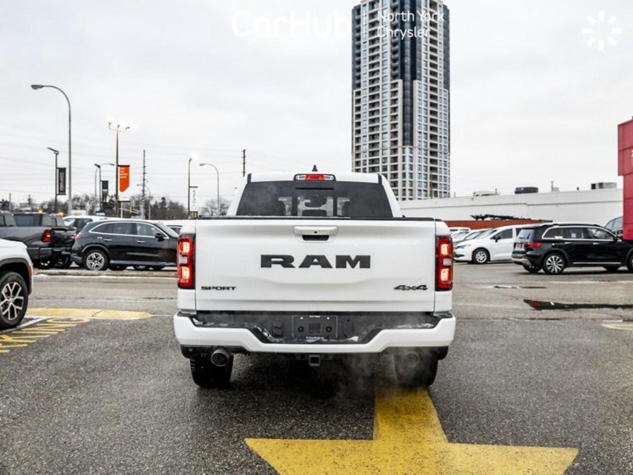 2026 RAM 1500 Sport 5'7'' Box Panoroof  12.3'' screen Tonneau Cover Side Steps 360 Camera Photo