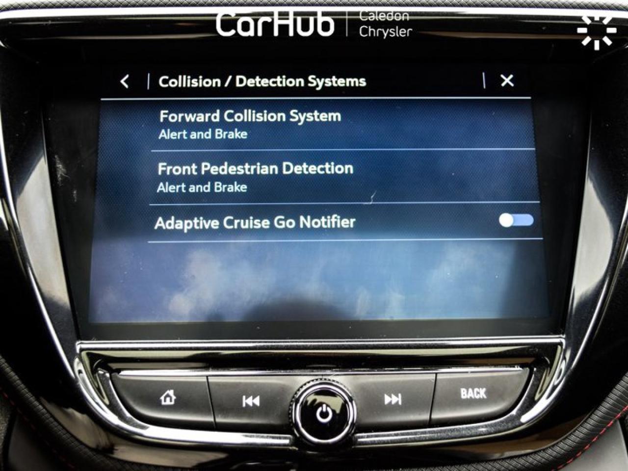 2023 Chevrolet TrailBlazer RS AWD Pano Sunroof Heated Front Seats R-Start 18"Alloy Photo