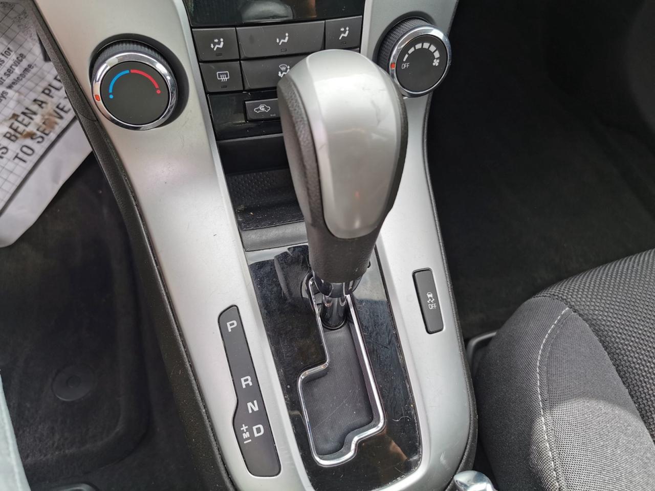 2015 Chevrolet Cruze 1LT - Photo #26