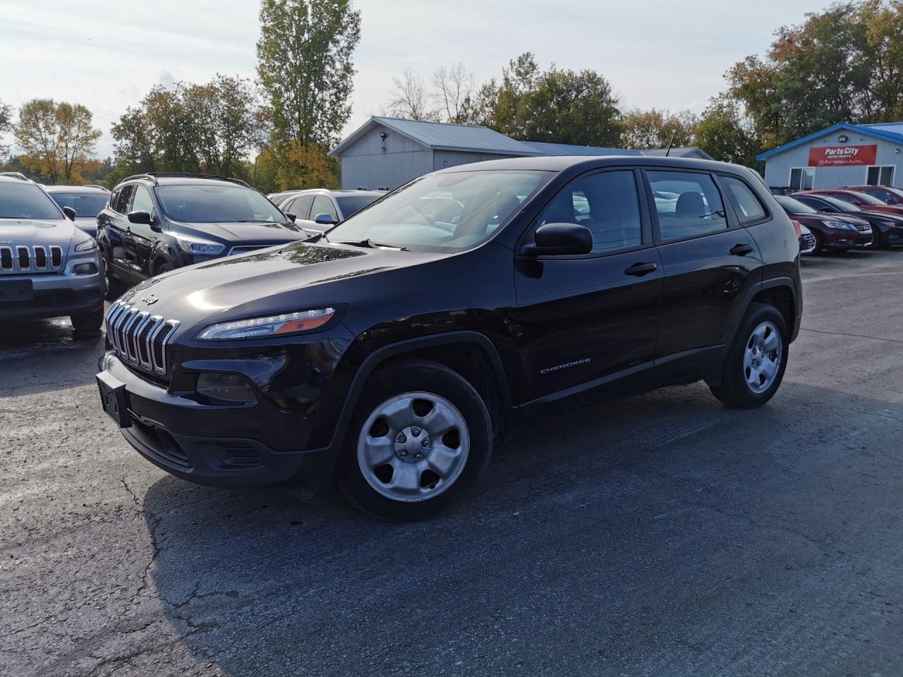 Used 2016 Jeep Cherokee Sport for sale in Madoc, ON