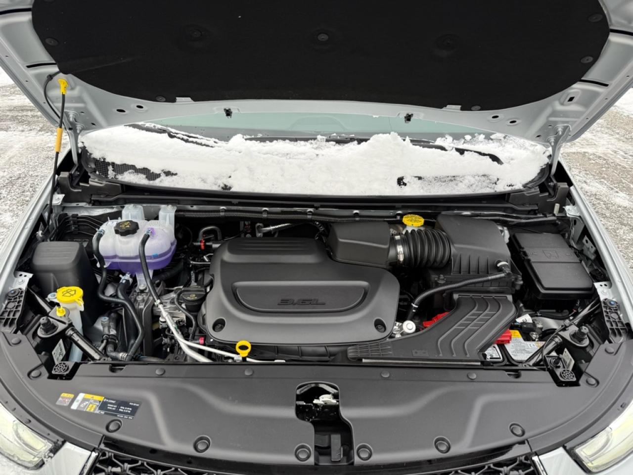 2026 Chrysler Pacifica Select  - $166.93 /Wk Photo