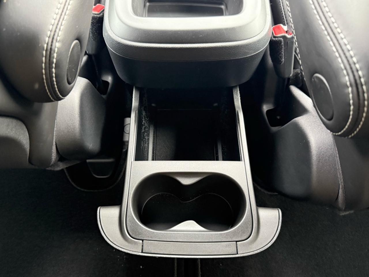 2026 Chrysler Pacifica Select  - $155.24 /Wk Photo