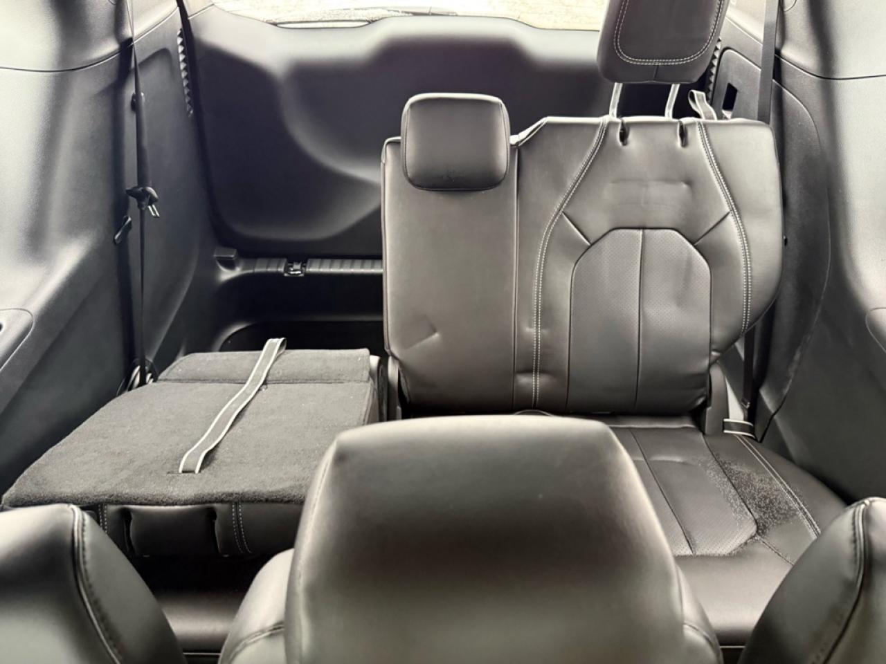 2026 Chrysler Pacifica Select  - $155.24 /Wk Photo