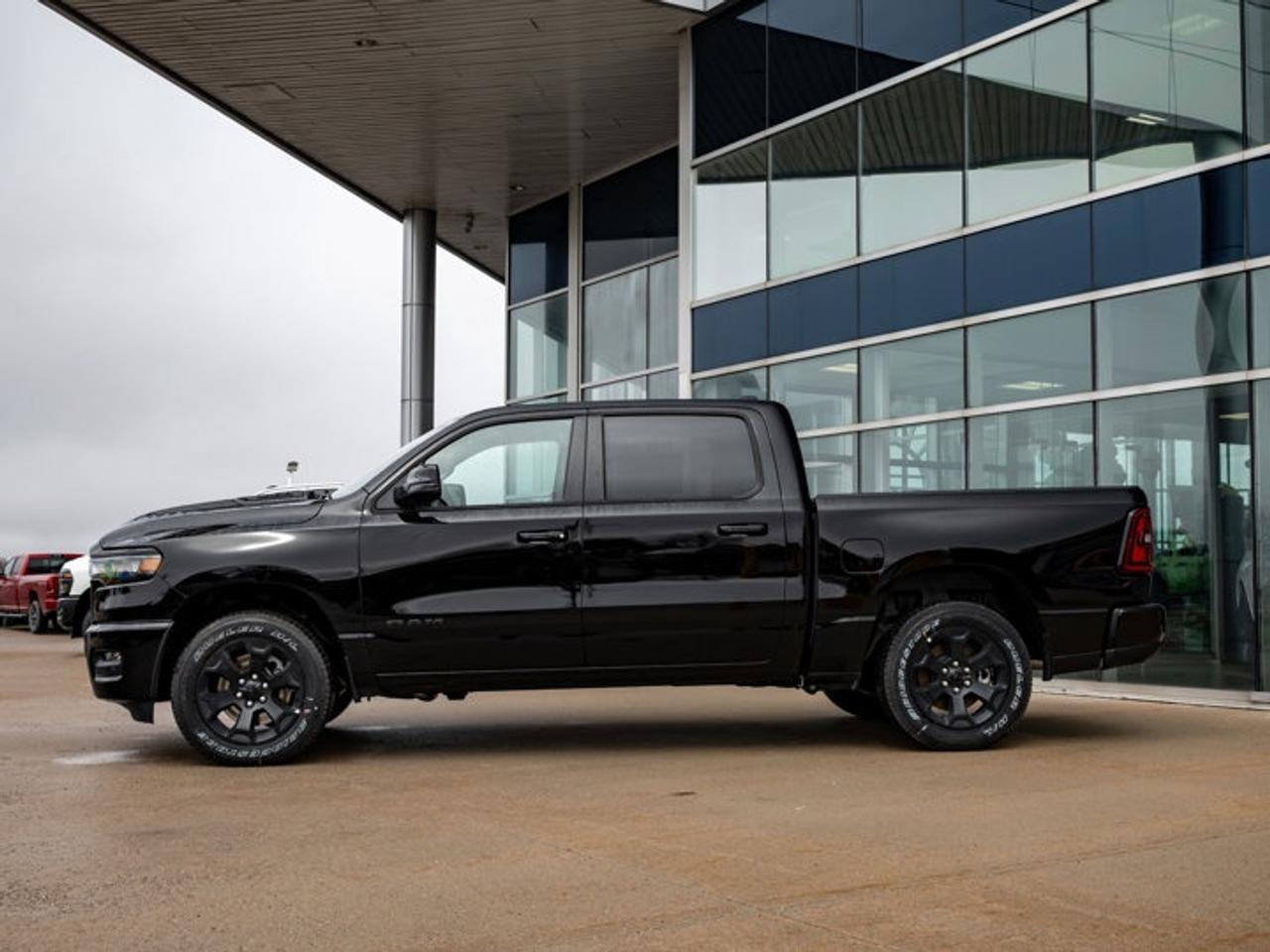 2026 RAM 1500 SPORT Photo4