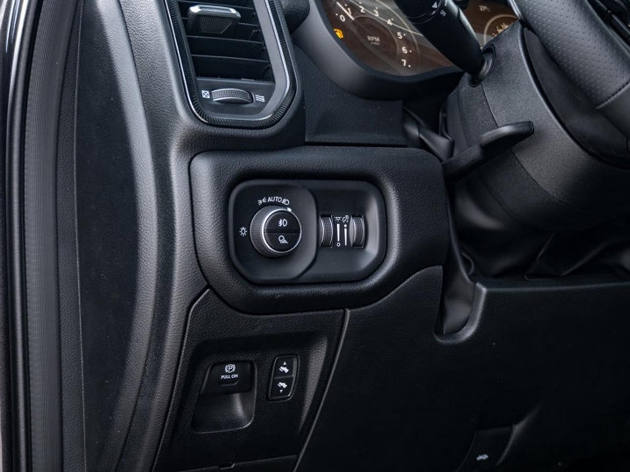 2026 RAM 1500 SPORT Photo