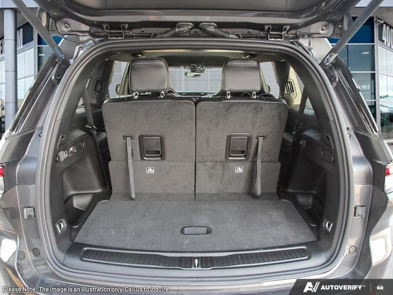 2025 Jeep Grand Cherokee L ALTITUDE Photo