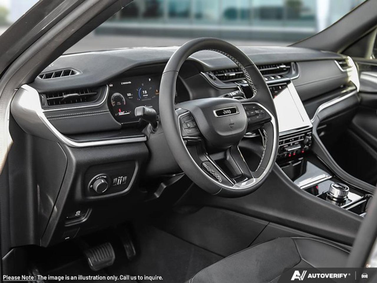 2025 Jeep Grand Cherokee L ALTITUDE Photo