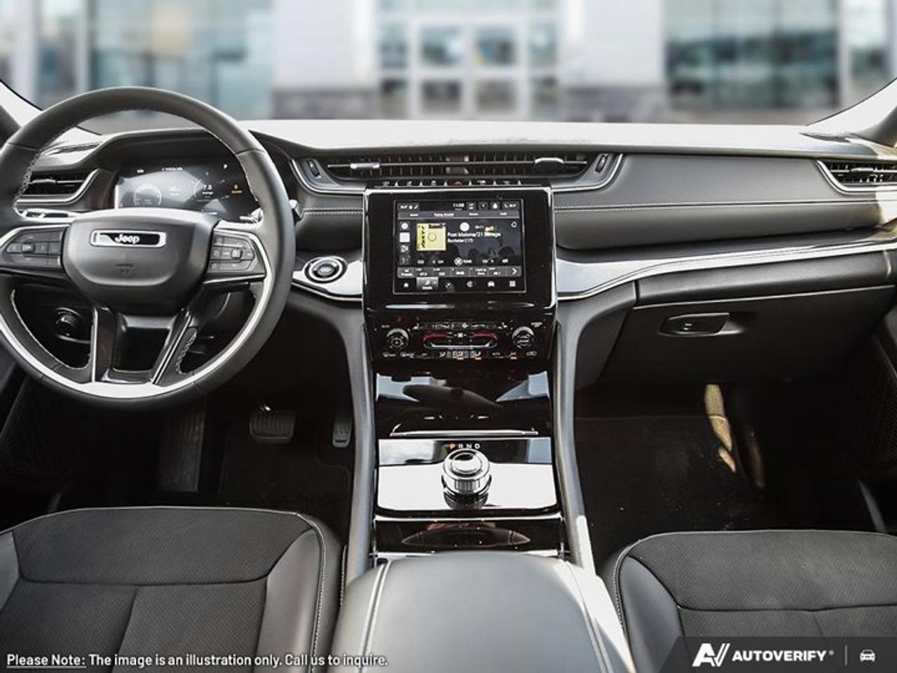2025 Jeep Grand Cherokee L ALTITUDE Photo