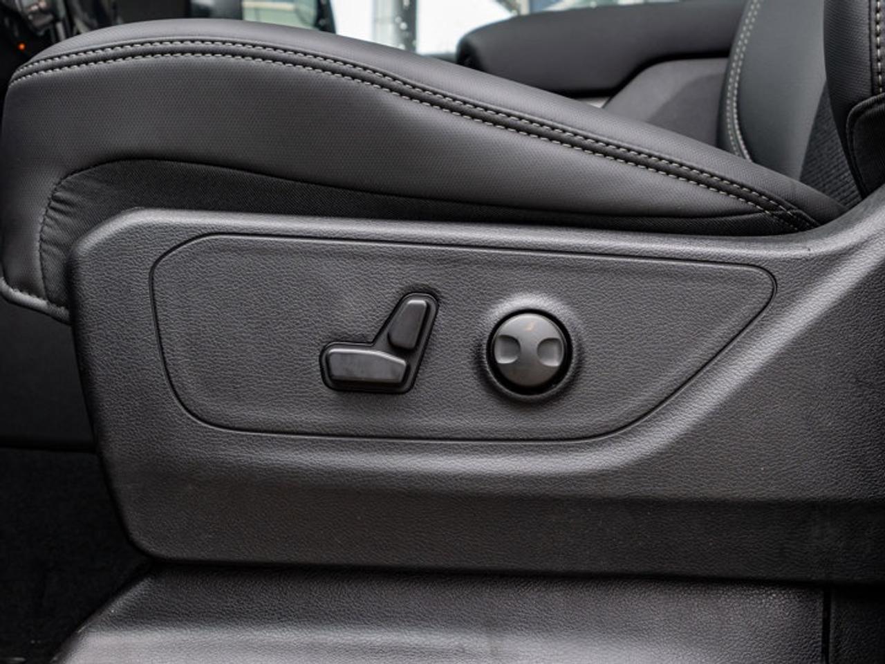 2026 RAM 1500 SPORT Photo