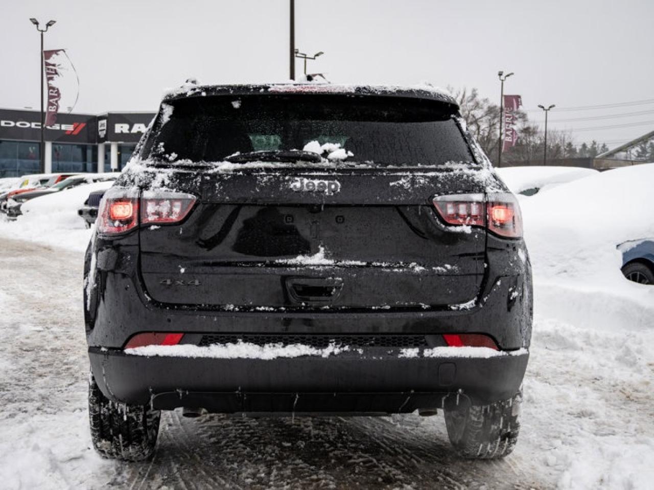 2026 Jeep Compass NORTH Photo4