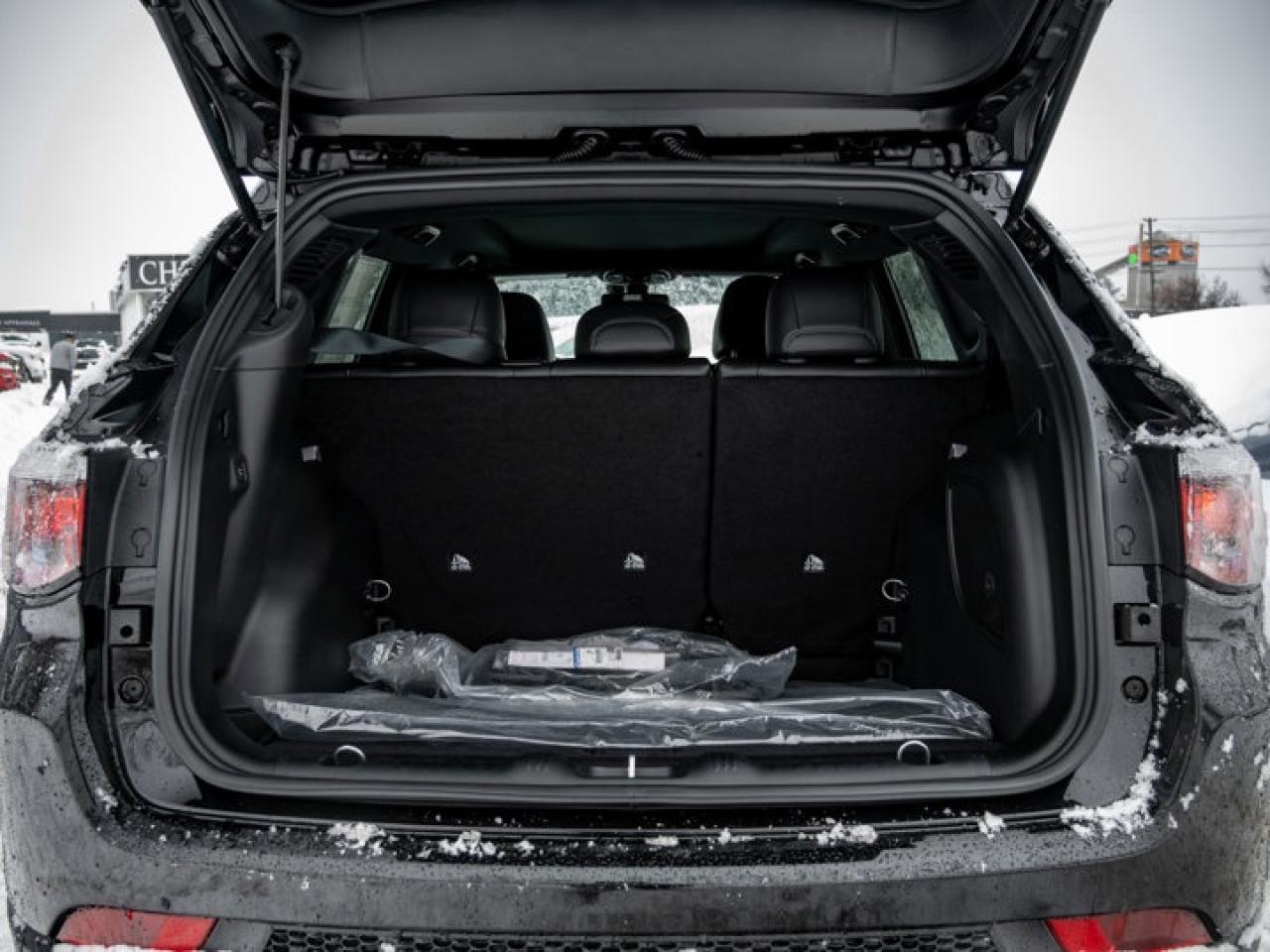 2026 Jeep Compass NORTH Photo