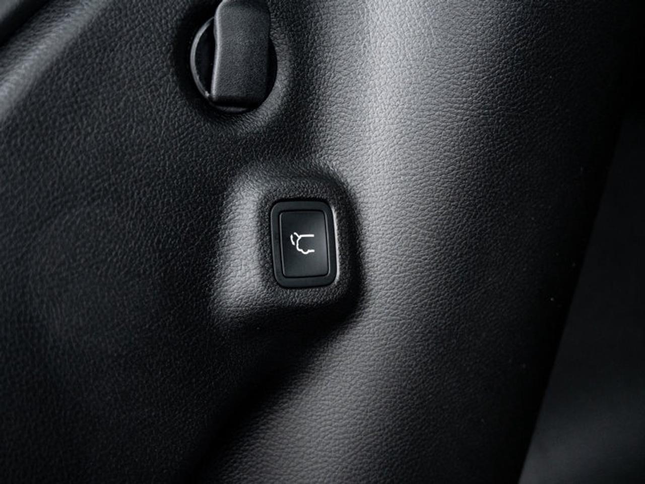 2026 Jeep Compass NORTH Photo