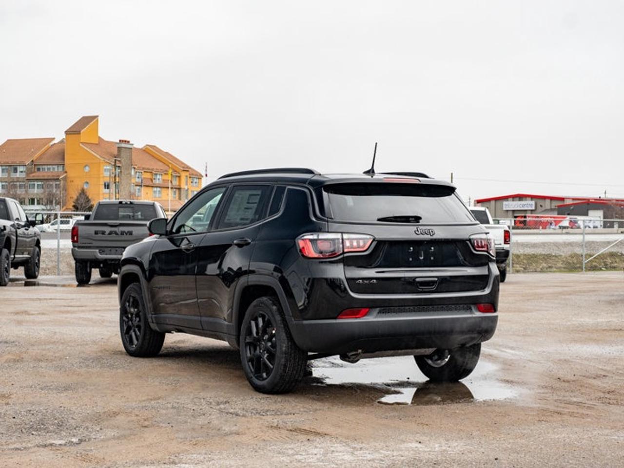 2026 Jeep Compass NORTH Photo