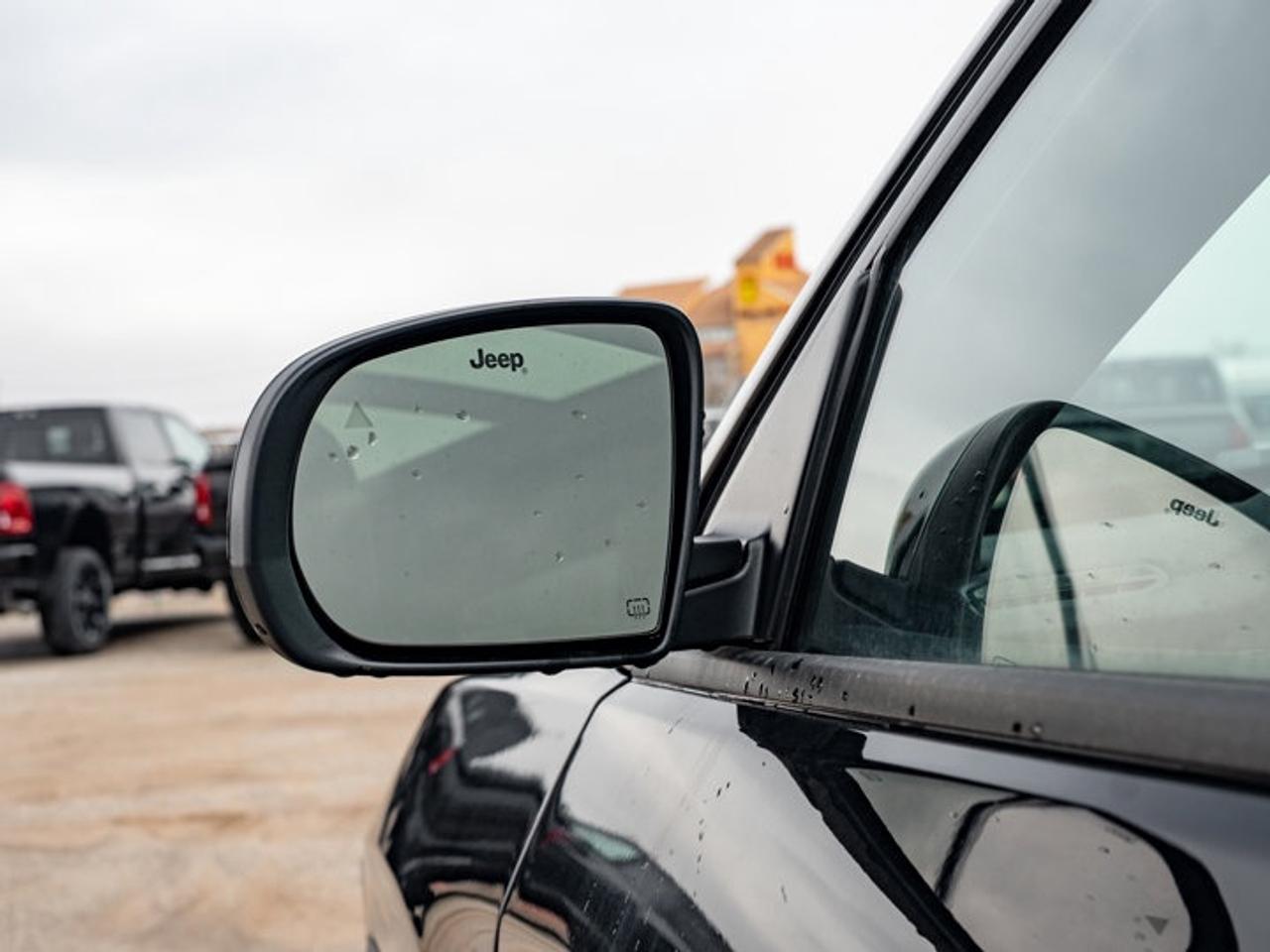 2026 Jeep Compass NORTH Photo