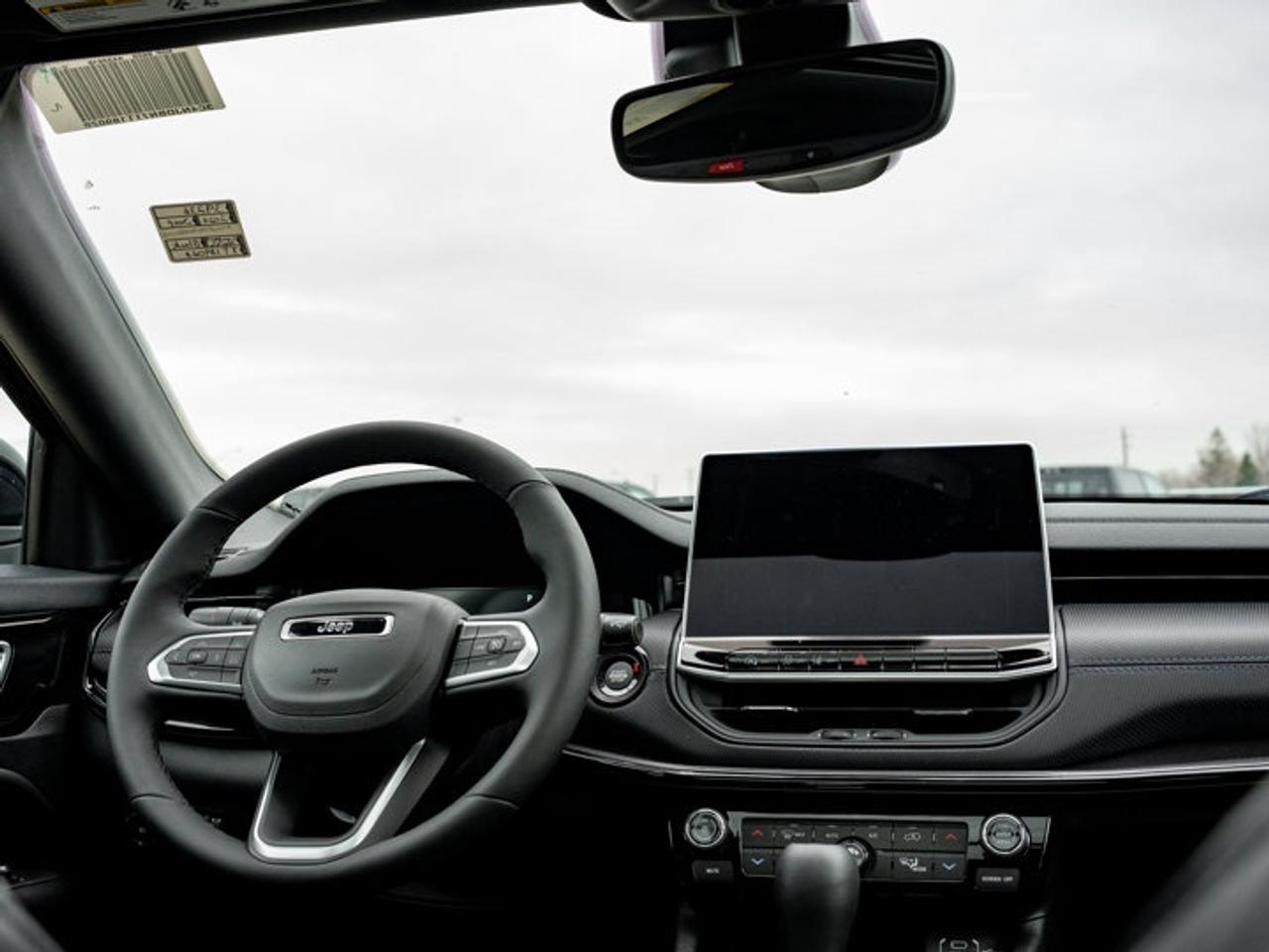 2026 Jeep Compass NORTH Photo