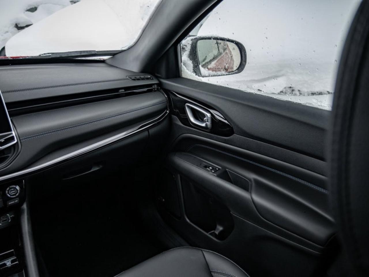 2026 Jeep Compass NORTH Photo