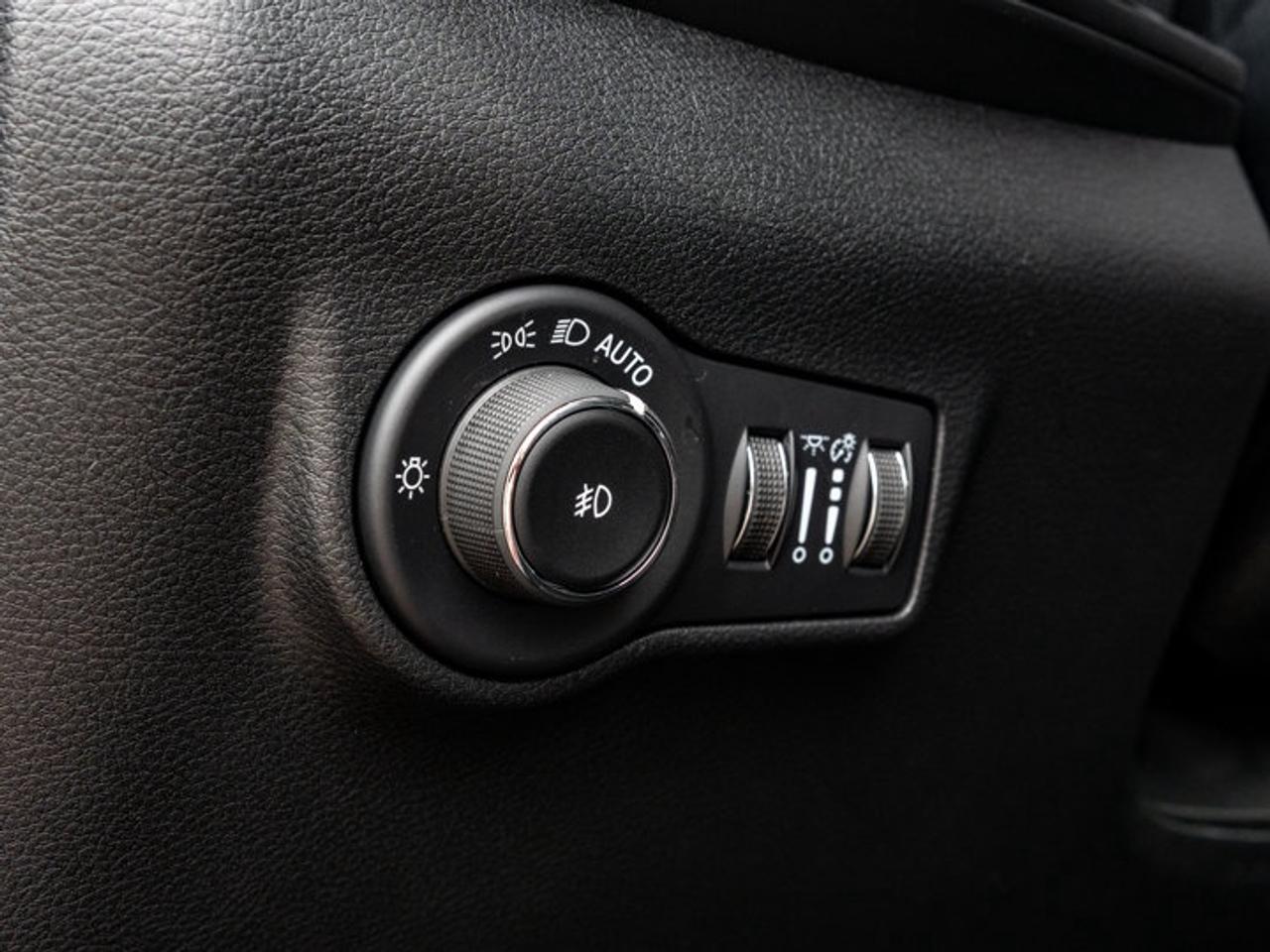 2026 Jeep Compass NORTH Photo
